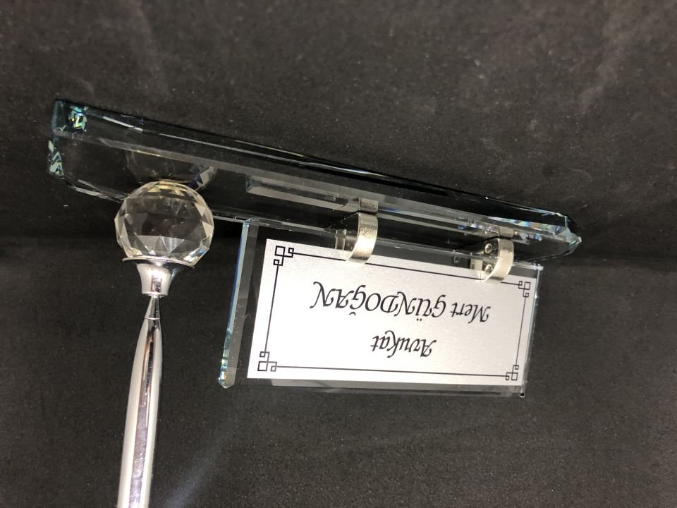 Cam Şeffaf İsimlik Tek Kalem Masaüstü Hediye Seti Gümüş