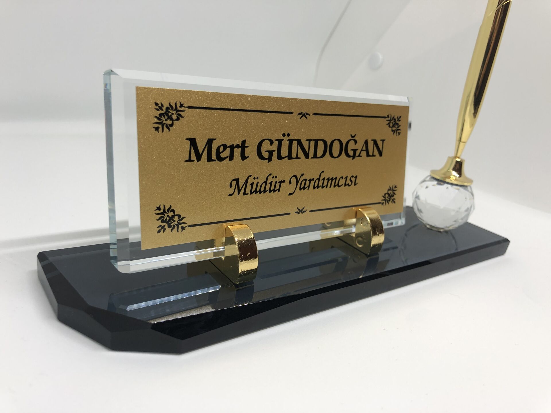 Cam İsimlik Tek Kalem Masaüstü Füme Hediye Seti Altın