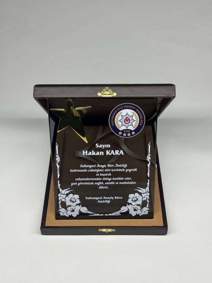 Cam Plaket Şilt 01