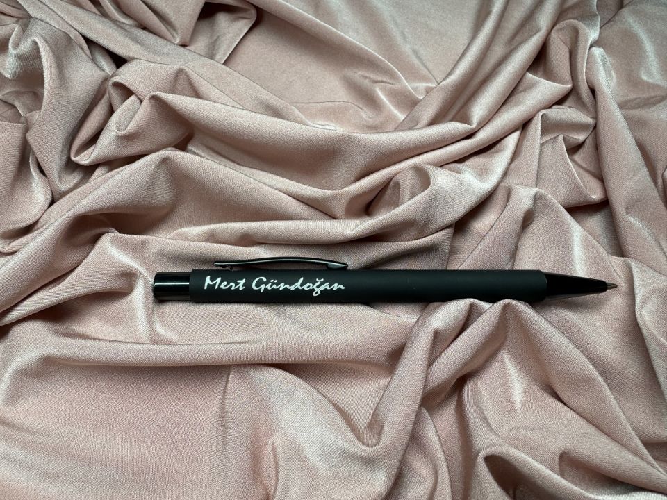 Kişiye Özel Metal Tükenmez Kalem Rubber Gövde Kalem siyah