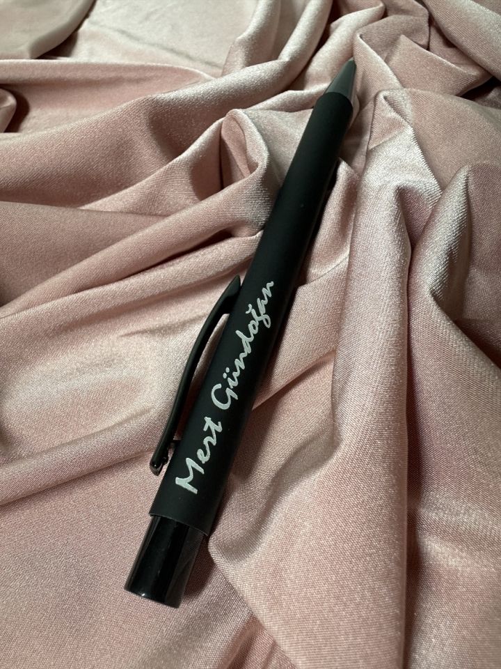 Kişiye Özel Metal Tükenmez Kalem Rubber Gövde Kalem siyah