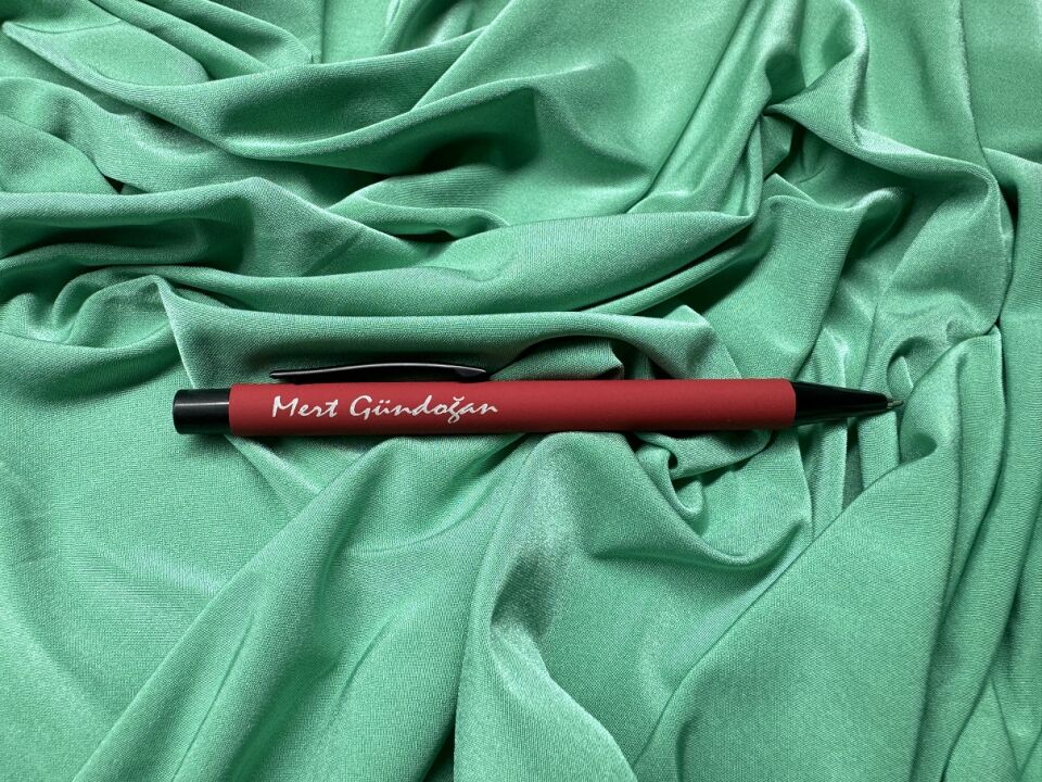 Kişiye Özel Metal Tükenmez Kalem Rubber Gövde Kalem kırmızı