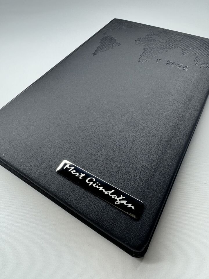 TERMO DERİ TARİHLİ HARİTALI İSME VEYA KİŞİYE ÖZEL AJANDA  1 siyah