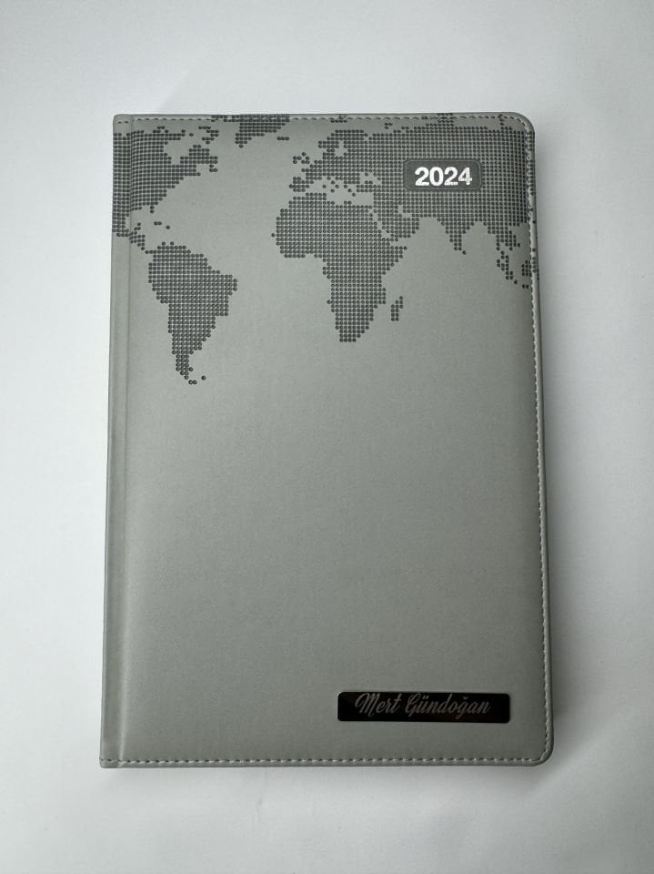 TERMO DERİ TARİHLİ HARİTALI 1. SINIF KALİTE İSME VEYA KİŞİYE ÖZEL AJANDA 2 gri