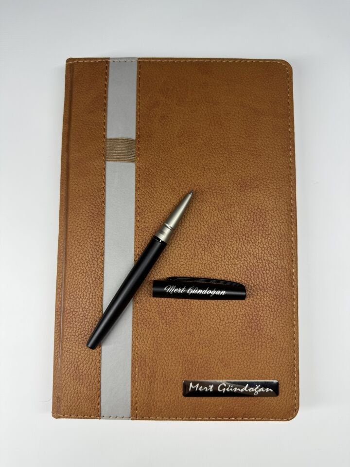 KALEM HEDİYE TERMO DERİ TARİHLİ İSME VEYA KİŞİYE ÖZEL SET AJANDA KALEMLİ taba