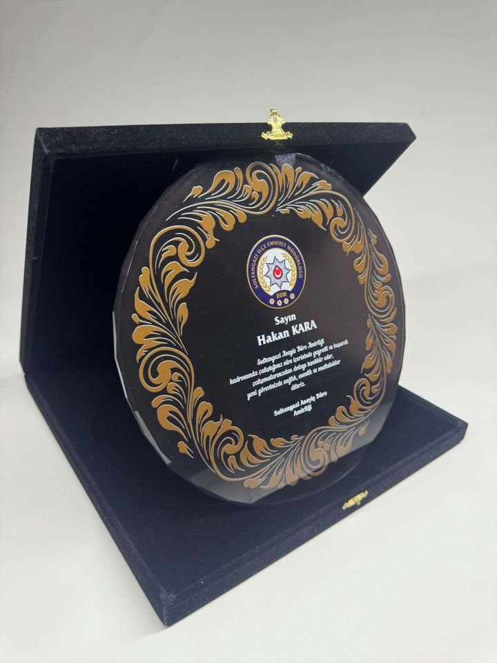 Cam Tabak Plaket Şilt 04