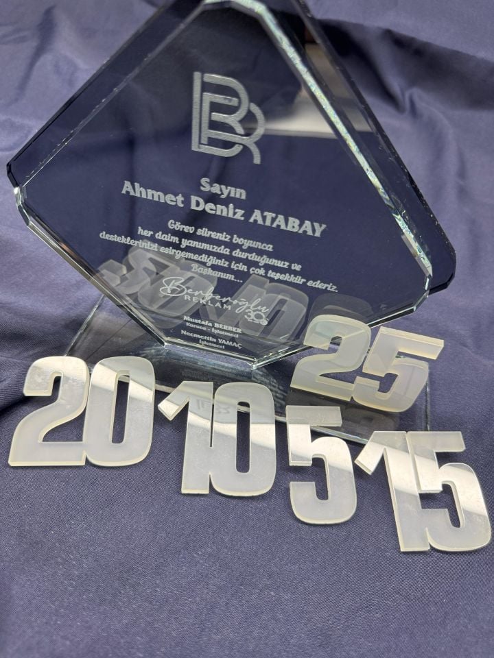 Cam Kristal Plaket Lazer Kazıma 16