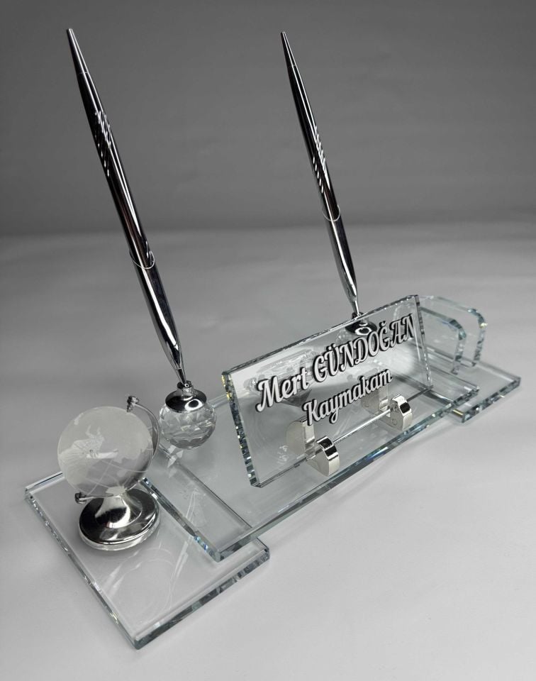 Şeffaf Cam İsimlik Çift Ayak Kalem Saat Dünya ve Kartvizit Figürlü Özel Hediyelik