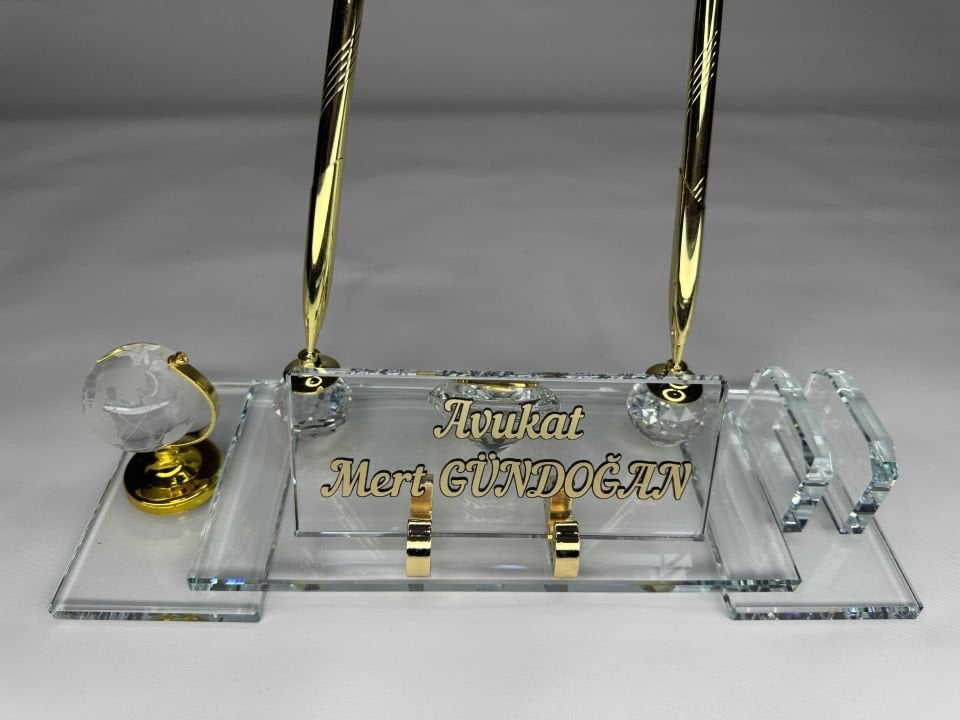 Şeffaf Cam İsimlik Çift Ayak Kalem Saat Dünya ve Kartvizit Figürlü Özel Hediyelik Altın