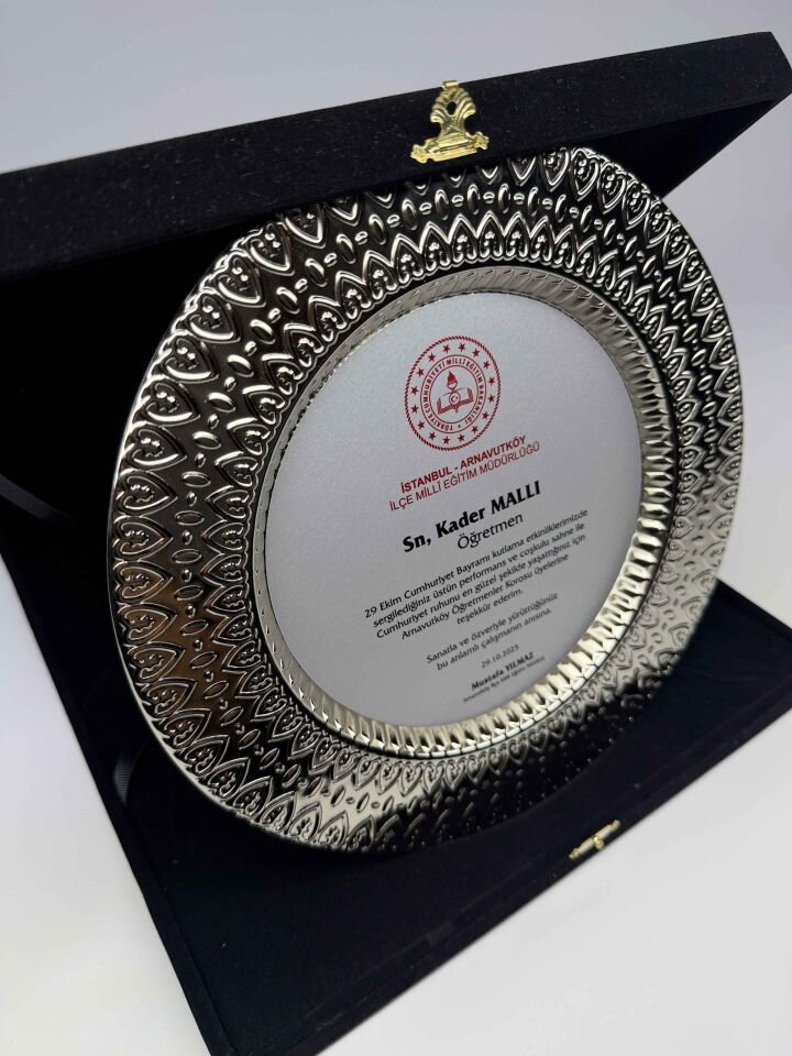 Kalpli Metal Tabak Plaket Şilt Gümüş 03