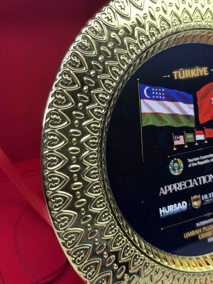 Kalpli Metal Tabak Plaket Şilt Altın 01