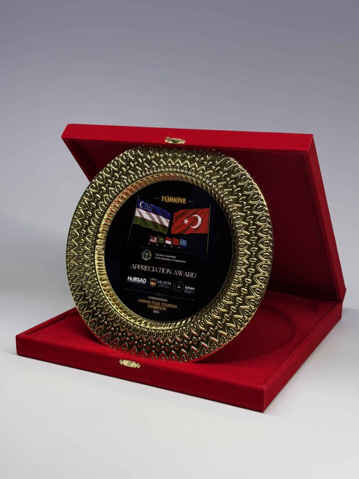 Kalpli Metal Tabak Plaket Şilt Altın 01