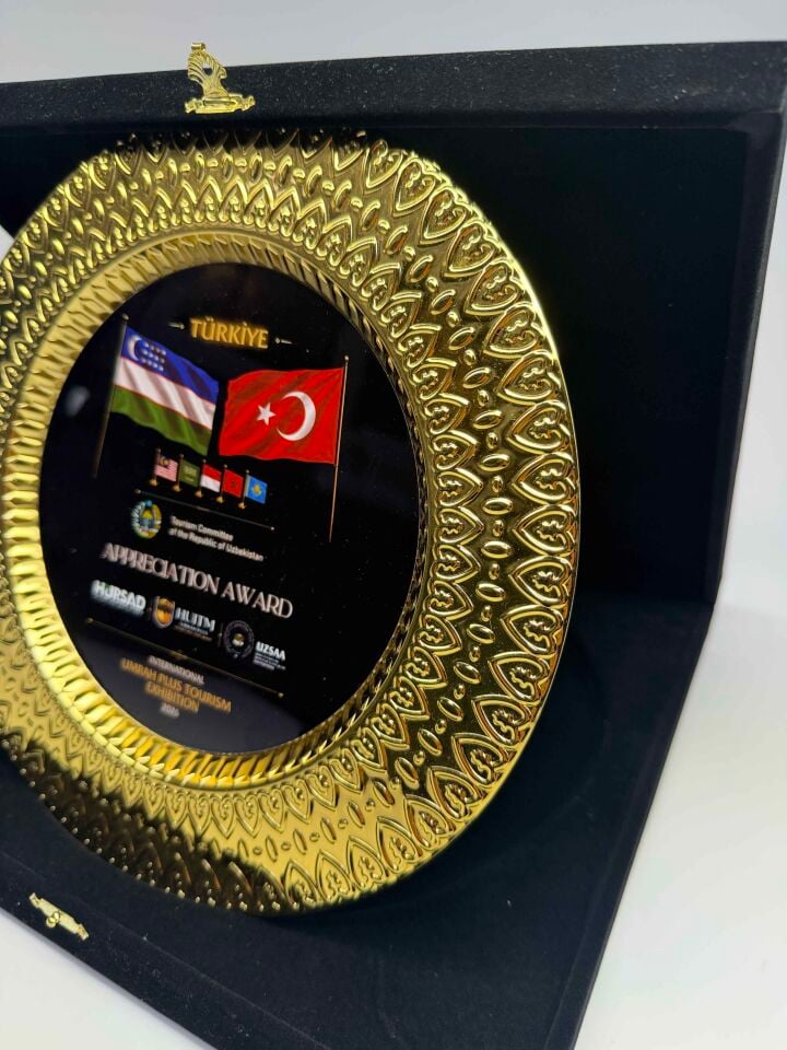Kalpli Metal Tabak Plaket Şilt Altın 03