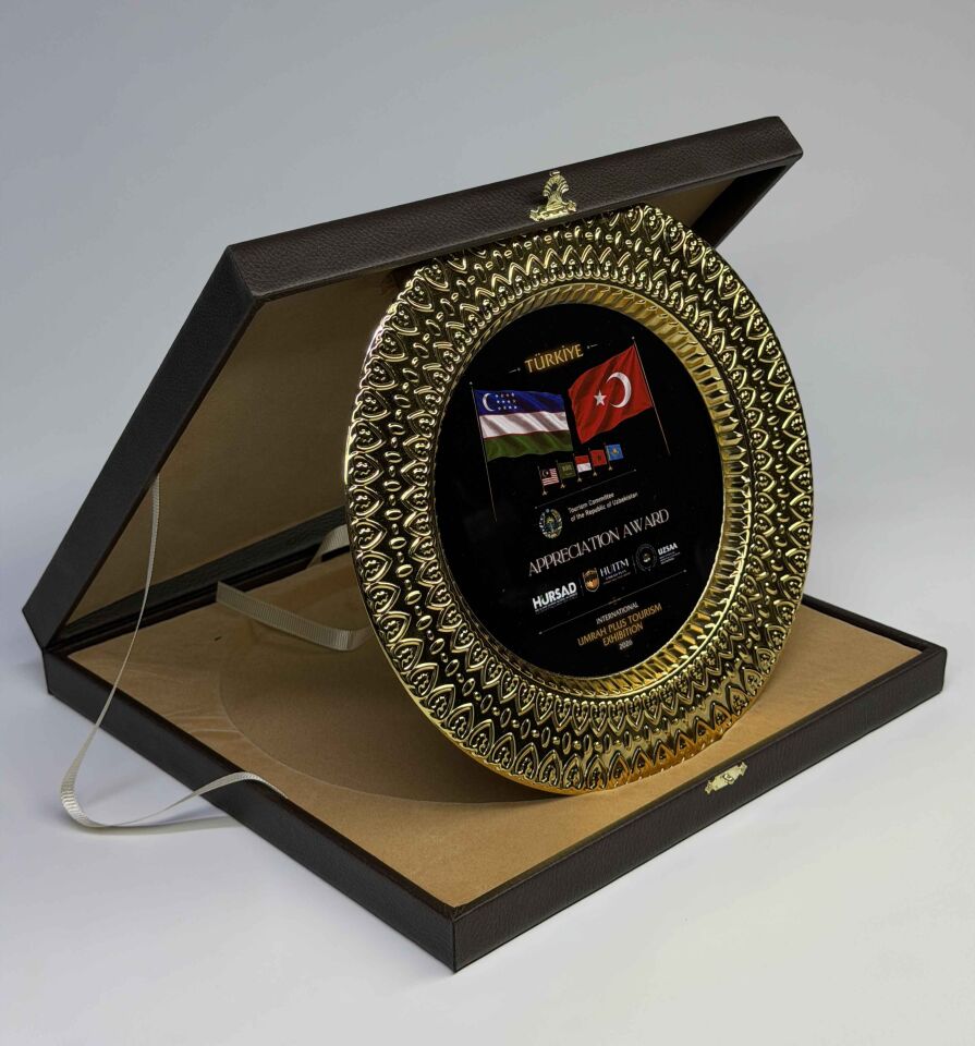 Kalpli Metal Tabak Plaket Şilt Altın 04